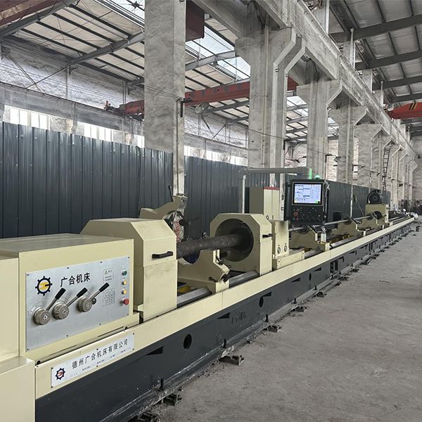 Deep hole drilling and boring machine processing video